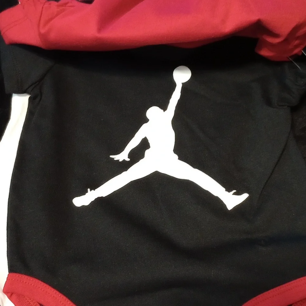 3 pack Jordan body suit - Picture 2 of 6